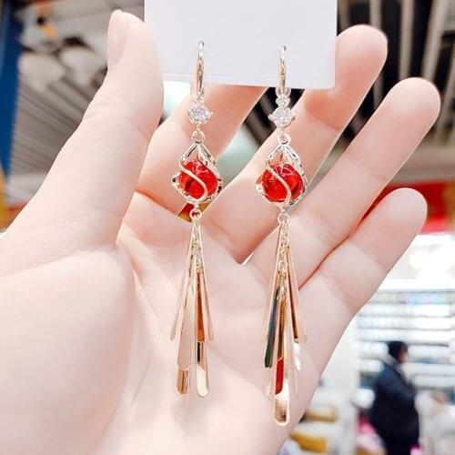 Womens Metal Long Tassel Red Bead Drop Earrings Fashion Simple elegant jewelry 2021 trend Jewelry for Womens Earrings