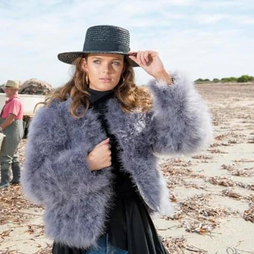 Let－Setting Red Fur Coats