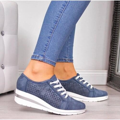 Autumn Women Flats Shoes Female Hollow Breathable Mesh Casual Shoes For Ladies Slip On Flats Loafers Lace Up Shoes Beach