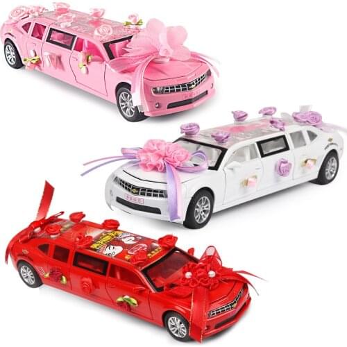 High simulation 1:32 Chevrolet extended version wedding welcome car model decoration with sound and light door pull back car