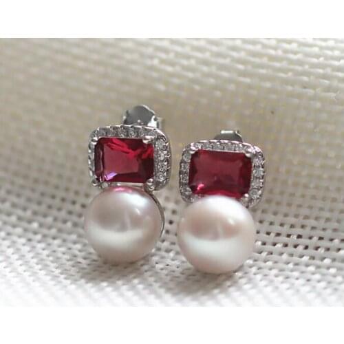 Freshwater 8-9mm circle / oblate red gems paragraph Pearl Earrings