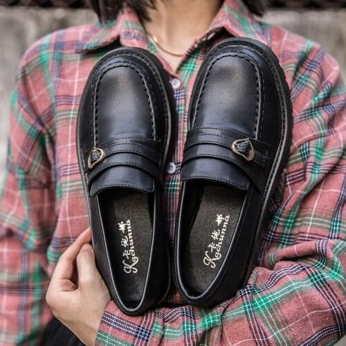 Small leather shoes female British style autumn 2020 new wild platform platform shoes belt buckle flat shoes