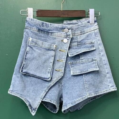 2021 Summer Retro High Waist denim shorts women Loose Wide Legs Buttoned Irregular Casual jeans shorts