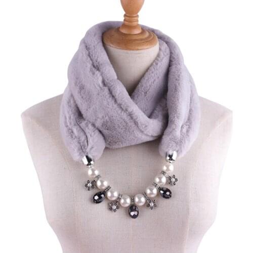 Winter Ldaies Alloy Beads Pendant Necklace Scarves Collar Women Warm Faux Fur Pendants Scarves Chain Necklace Female Echarpe