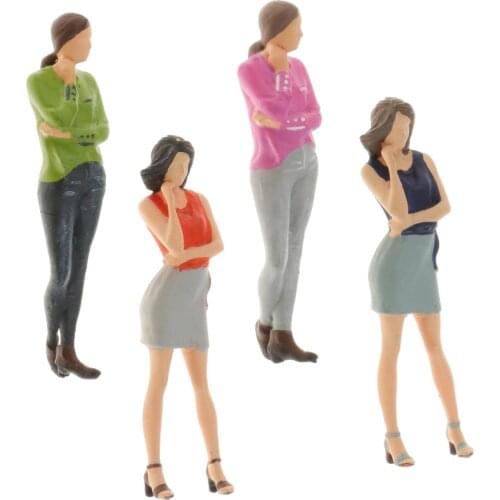 1/64 Scale Diorama Hand Painted Figure Resin Graceful Model Doll Street Railway Scenery for Siku Accessories