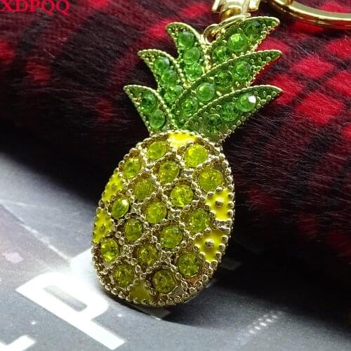 Fashion creative new pineapple-shaped keychain pendant multifunctional bag jewelry hot sale