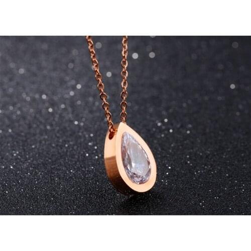 Wholesale New Fashion Cute Female Jewelry Stainless Steel Big Cubic Zircon Pendants Necklaces For Women Clavicle Chain Necklace