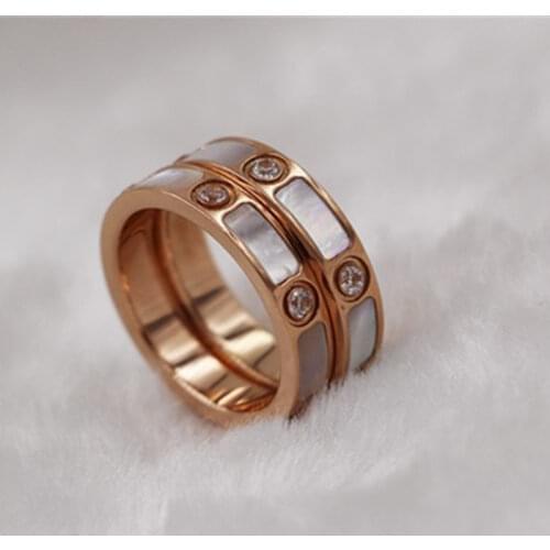 Rose gold color stainless steel mother of pearl couple rings for men women, classic crystal lovers ring woman wedding jewelry