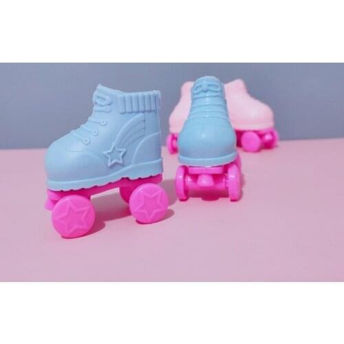 [MYKPOP]KPOP Dolls Accessories: Skating Shoes for 20cm Dolls (without doll) Fans Collection SC20070613