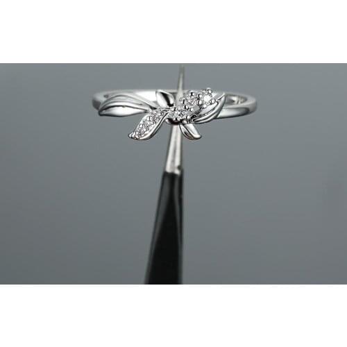 Dainty Female White Crystal Stone Ring Classic Silver Color Wedding Ring Luxury Zircon Flower Engagement Rings For Women