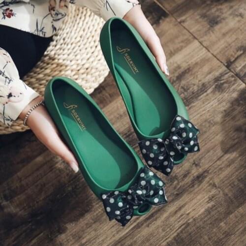 Dot print bow knot jelly shoes woman candy color peep toe summer flats shallow mouth pvc ballet shoes female breathable loafers