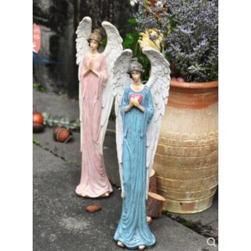 Countryside was painted retro style Pray for angel heart girl An ornament garden gardening scene Beauty figure Sculpture statue