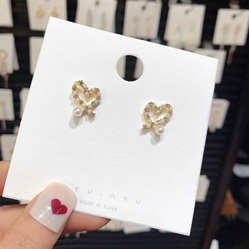 Simple Heart Stud Earrings Lovely Pearl Earring Temperament Small Fresh Earrings for Women Bright Zircon Earrings