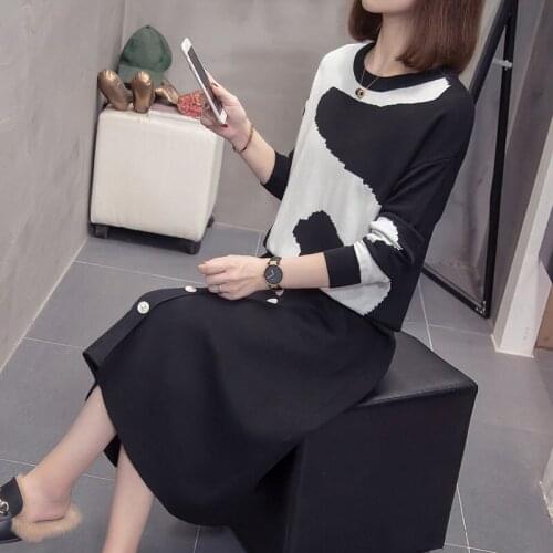 Two Piece Sweater Skirt Set Large Size Womens 2021 Autumn New Loose Slim Knit Fashion Casual Suit Printed Female Outfits M508