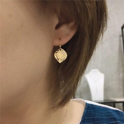 Trendy Girly Gold Color Plating Hammered Effec Leaf Fishhook Earrings For Women Girl Elegant Gorgeous Casual Jewelry