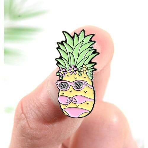 Cartoon Cute Wearing Bikini Miss Pineapple Fruit Alloy Enamel Brooch Fashion Creative Design Badge Backpack Lapel Pin Wholesale