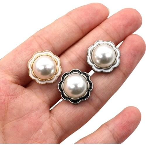 XUNZHE 20Pcs Golden + white Flower Pearl Buckle Shirt Buttons Metal Pearl Buttons Cheongsam, Hats, Shoes, Sweaters Garment DIY