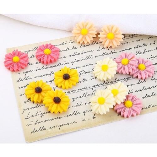 10pcs Korean Style 2019 New Fashion Earrings For Women Daisy Sun Flower Resin Patch Earrings Hairpin Hair Accessories Material