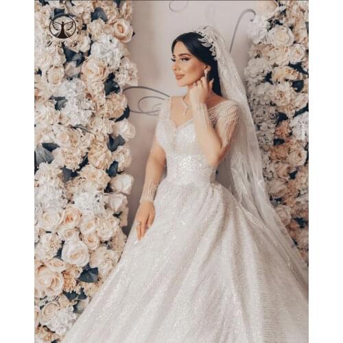 2021 Luxury Robe De Mariee Plunging V Neck Bling Bling Glitter Fabric Long Sleeve Shinny Ball Gown Wedding Dresses