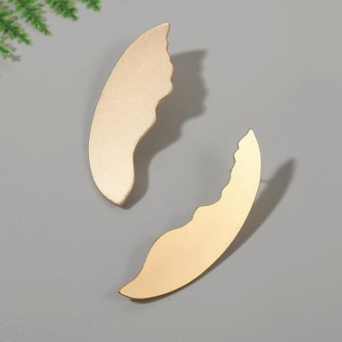 FASHIONSNOOPS INS Design Sense Moon Personality Fashion Earrings Matte Asymmetric Jewelry Earrings for Women 2021 New Arrived