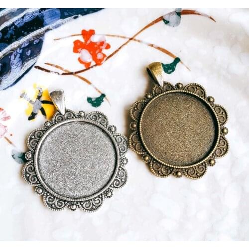 5pcs/lot 30mm Necklace Pendant Setting Antique Bronze Silver Glass Cabochon Blank Base Supplies for Jewelry Finding T82