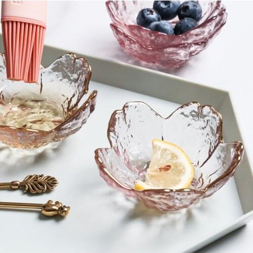 Flower Shape Plate Gold Saucer Cherry Blossom Dish Pink Petal Dish Household Sauce Dipping Dish Seasoning Dish Crystal
