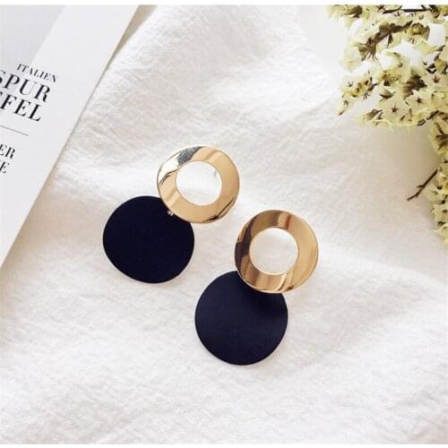 Japan and Korea popularity simple arc round piece geometric earrings temperament simple hollow ring pieces of earrings pendant w