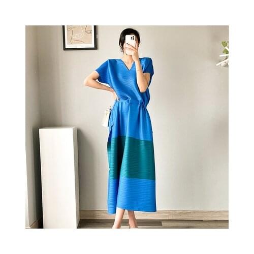 HOT SELLING Miyake Fashion fold v-neck short sleeve Draw back patchwork button dress IN STOCK