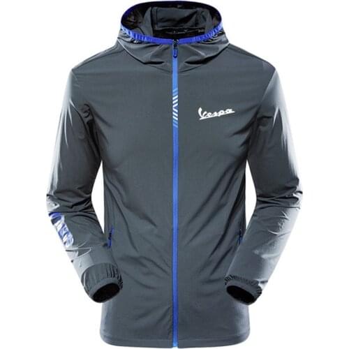 Summer Thin Skin Coats Men Breathable Nylon Sun Protection Ultra-Light Hooded Windbreaker Jacket Men Sportswear Casual Outwear