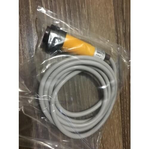 Infrared photoelectric switch E18-D10NK diffuse reflection sensor NPN DC 3-wire normally open