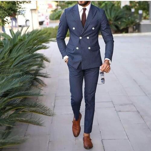 2021 Navy Pinstripe Mens Wedding Tuxedos Double Breasted Peaked Lapel Groom Wear Business Party Prom Best Men Blazer Suit