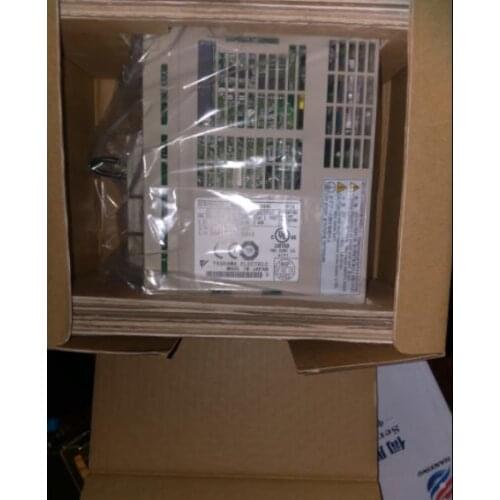NEW YASKAWA SERVOPACK SGDM-05ADA SERVO DRIVER BRAND-NEW IN ORIGINAL PACKAGING