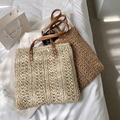 Handmade Woven Shoulder Bag Casual Lady Purse for Shopping and Travelling Straw Square Casual Large Capacity Women Bags