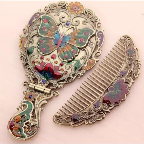 Mirror for Women Vintage Carved Handheld Russia Style Mirror Makeup Mirror Comb Hand Mirror Makeup Vanity Cosmetic Compact