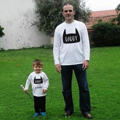 Family Matching Outfits Autumn Winter New Christma Letter Print Popular Fashion Sweater T Shirt Father Kid Boy Girl Home Clothes