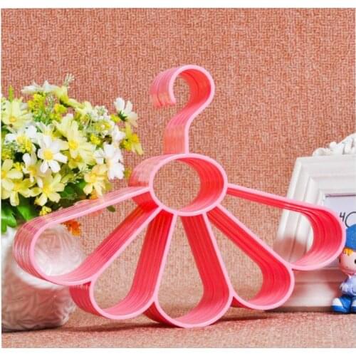 SIBAOLU Hangers For Ties In The Closet