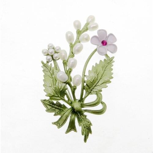 European and American wind fashion ruby with special offers goddess brooch gift natural pearl flower leaves