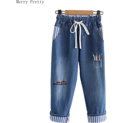 Cartoon Embroidery Denim Pants 2020 Spring New Arrival Womens Jeans Trousers Fashion Women Calf Length Pencil Pants With Pocket