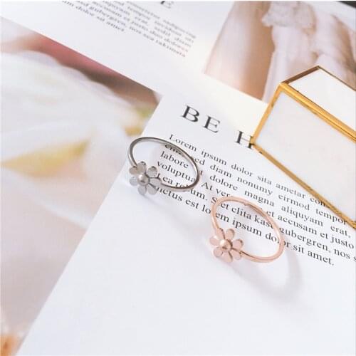 YUN RUO 2019 Modern Stylish Daisy Rings Couple Rose Gold Color Woman Birthday Gift Party Fashion Titanium Steel Jewelry Not Fade