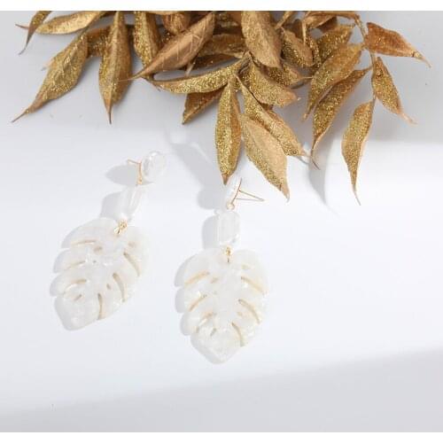 AENSOA Bohemia Acrylic Leaf Drop Earrings For Women Geometric Resin Dangle Earrings Statement Pendant Earrings Fashion Jewelry