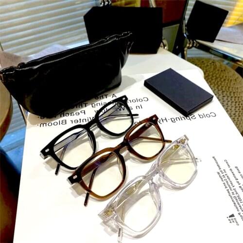 2021 New Fashion titanium metal Oval myopia glasses frame women men Eyeglasses GENTLE KUBO Women Men Eyewear