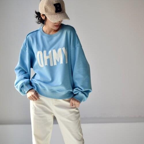 MICOCO R6063C Leisure age reduction personality burr clipping letter printing loose round collar short fleece