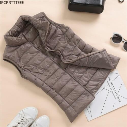New Ultra Light Down Vest Women Short Vest Windproof Lightweight Warm Waistcoat Female White Duck Down Sleeveless Down Coat