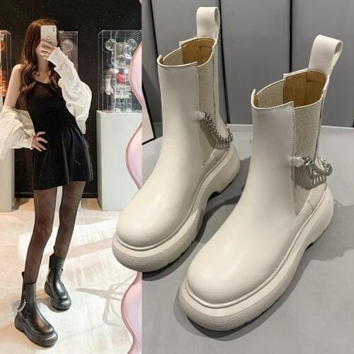 2021 new Martin boots womens autumn handsome chain boots England style leather was thin trend in the boots