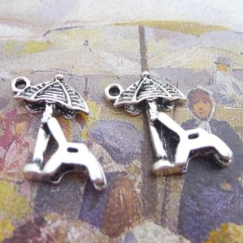 20pcs/Lot 11x24mm Beach Chair Umbrella Alloy Charms Antique Silver Color Pendants for DIY Jewelry Making Charm