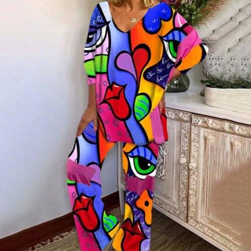 Abstract Eyes Contrast Loose V-neck T Shirts+Flare Pants Women 2-pieces Set 2021 New Summer Loose Casual Ladies Outfits Harajuku