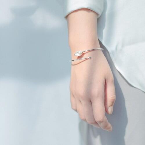 Exquisite 925 silver bracelets for women Leaf pearl flowers bangles fine jewerly plain party casual weddings valentine gifts