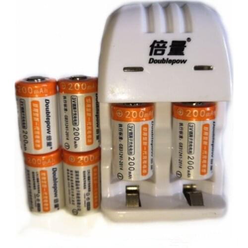 6pcs Original 3V 200mAh CR2 rechargeable battery 3V rechargeable lithium battery + CR2/CR123A universal smart charger