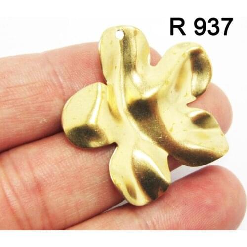 Brass studs earrings 34mm Raw brass flower earrings stud boho earrings findings R937