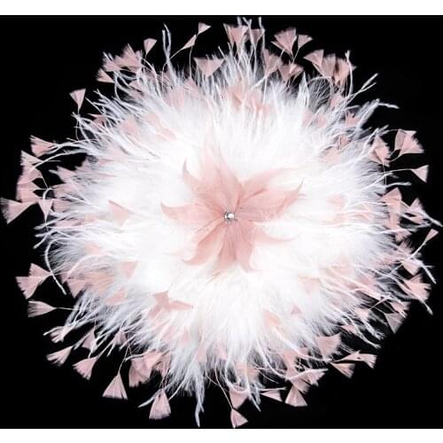 100% Hand-woven Room Decoration Handmade Feather Flower Shape Nordic Style Wall Hanging Decoration Habitacion Decoracion